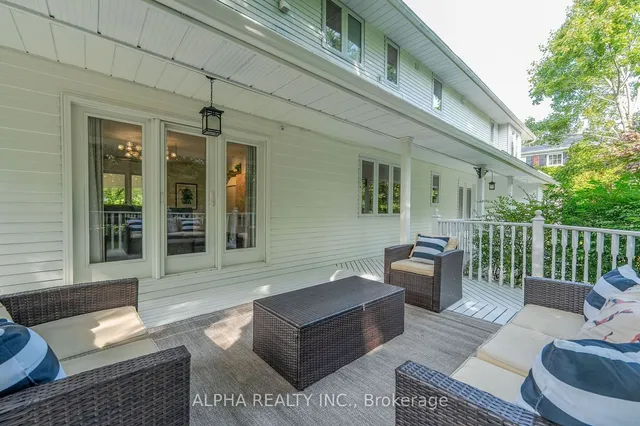 Additional image 40 of 3 Faircroft Blvd