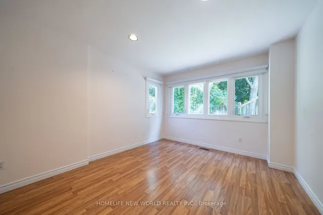 Additional image 6 of 5 Coral Cove Cres