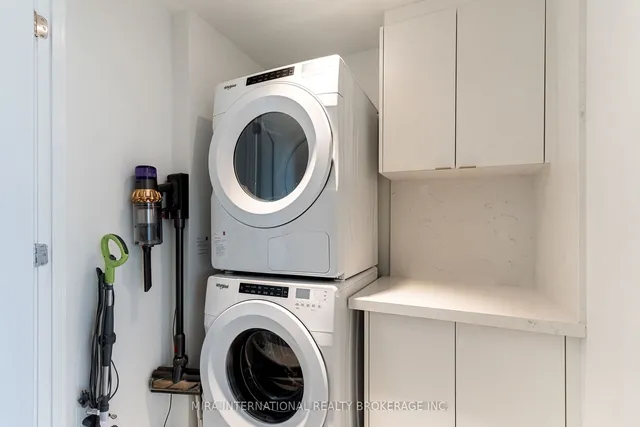 Additional image 27 of 30 Inn On The Park Dr Unit 3003