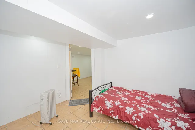 Additional image 36 of 23 lyndhurst St