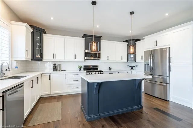 Additional image 10 of 8 Cesar Pl