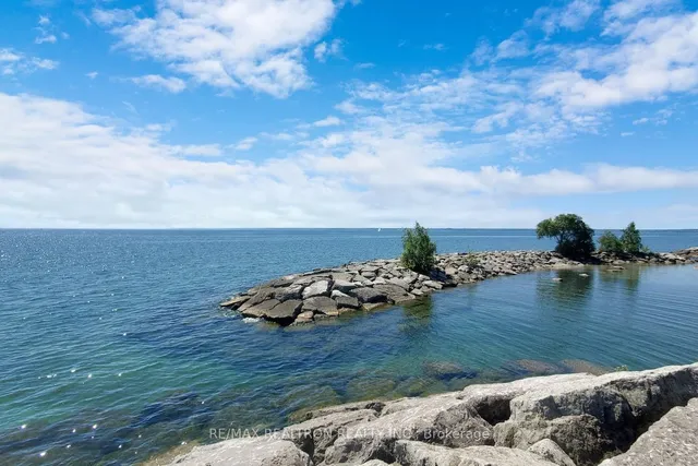 Additional image 32 of 5411 Lakeshore Rd Unit 2