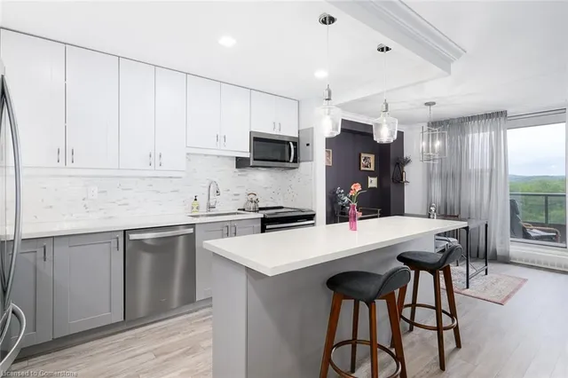 Additional image 12 of 1966 Main St Unit 1404