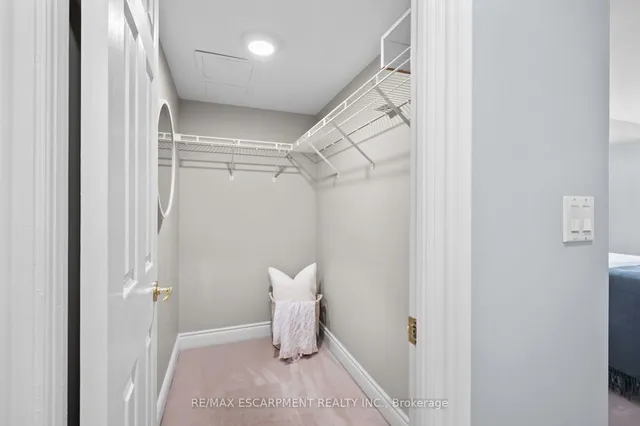 Additional image 19 of 442 Maple Ave Unit 1103