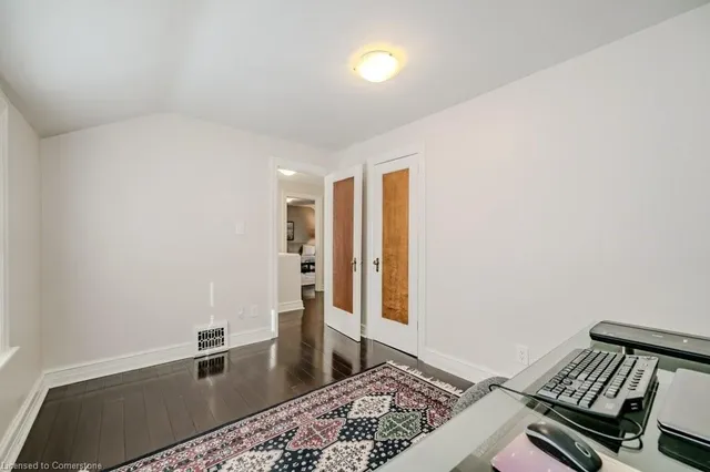 Additional image 34 of 2 Chedoke Ave