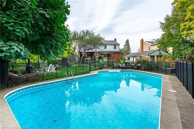 Additional image 34 of 338 Parkside Dr