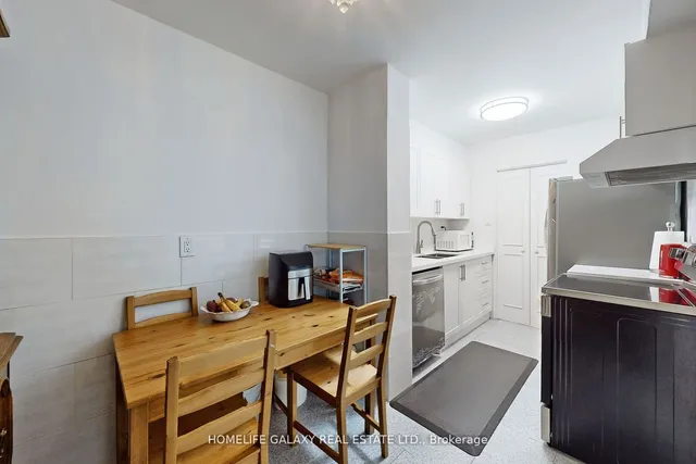 Additional image 17 of 25 Silver Springs Blvd Unit 304