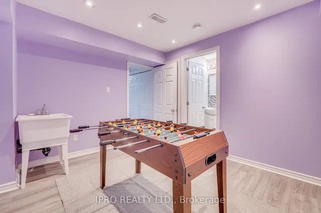 Additional image 35 of 229 Cedric Terr