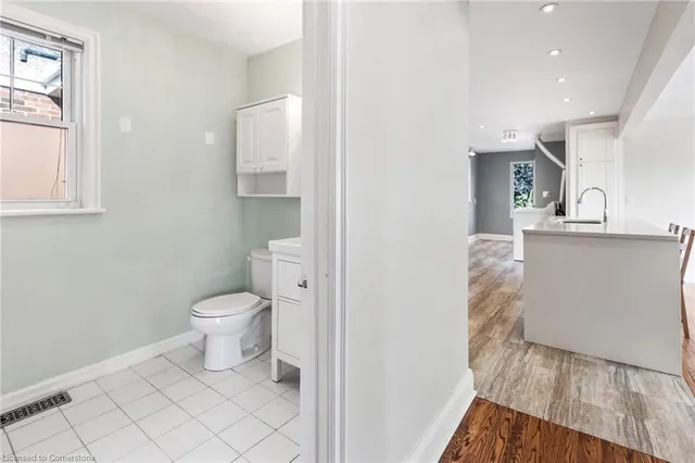 Additional image 24 of 136 Brantdale Ave