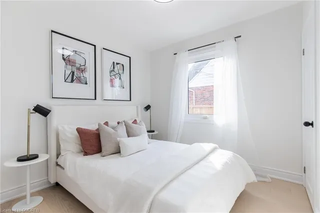 Additional image 13 of 46 Upper Walker Ave