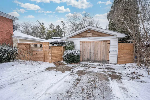 Additional image 36 of 112 Court St