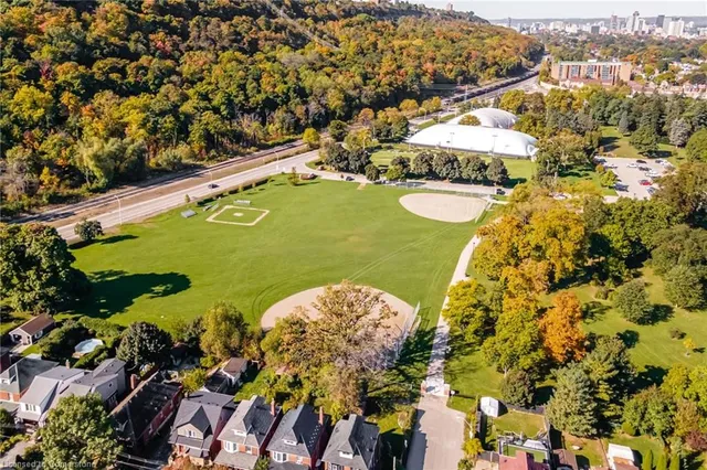 Additional image 49 of 100 Kensington Ave