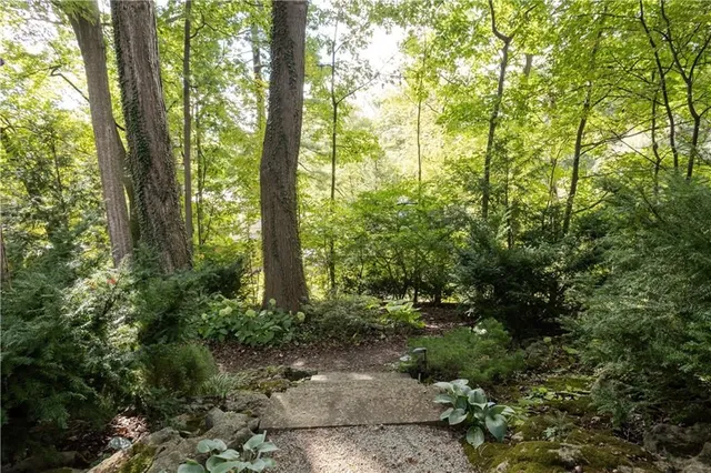 Additional image 9 of 766 SHADELAND Ave