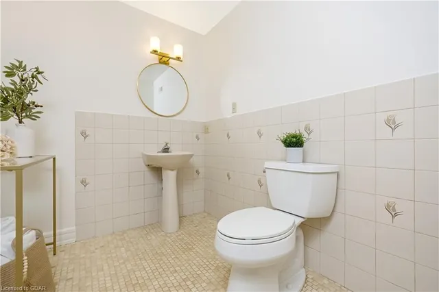 Additional image 25 of 13416 Fourth Line Nassagaweya