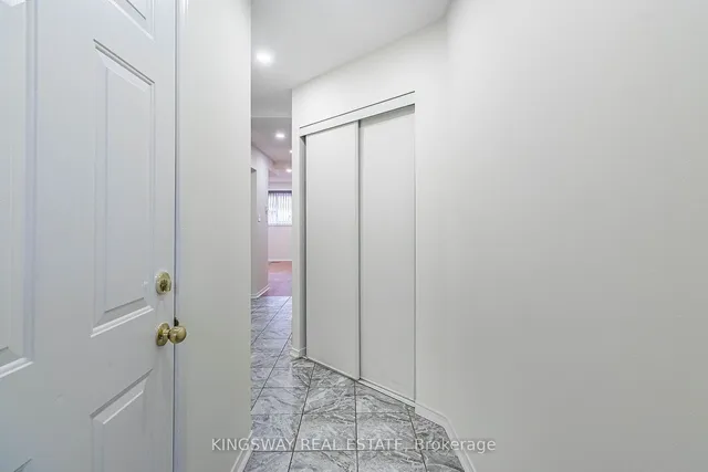 Additional image 5 of 2920 Headon Forest Dr Unit 11