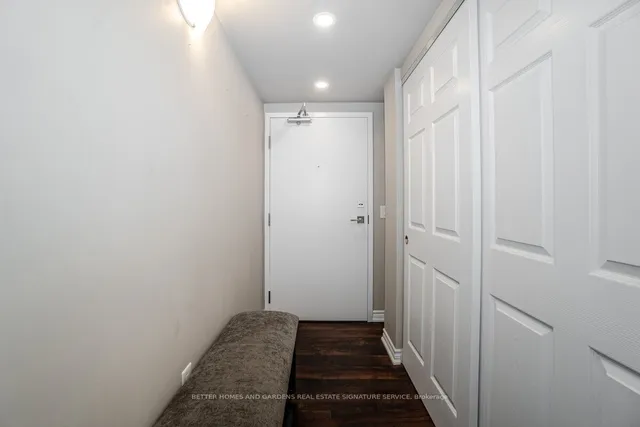 Additional image 8 of 716 Main St Unit 907