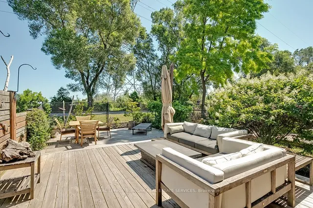 Additional image 34 of 1069 Beach Blvd