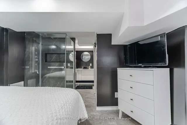 Additional image 23 of 3011 Centennial Dr Unit 4