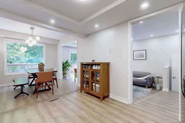 Additional image 13 of 5411 Lakeshore Rd Unit 2