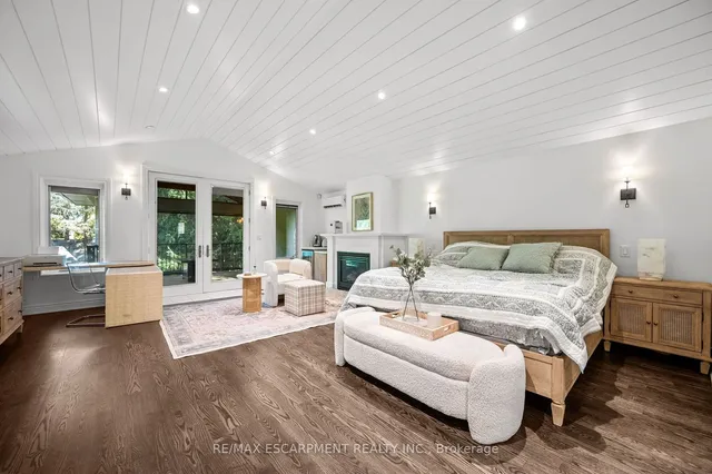 Additional image 20 of 185 Central Dr