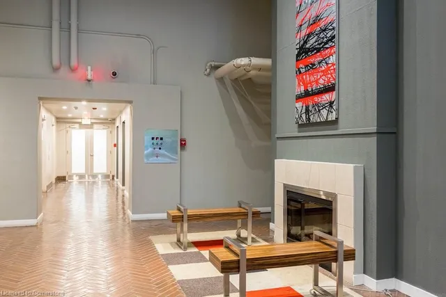 Additional image 3 of 66 Bay St Unit 613