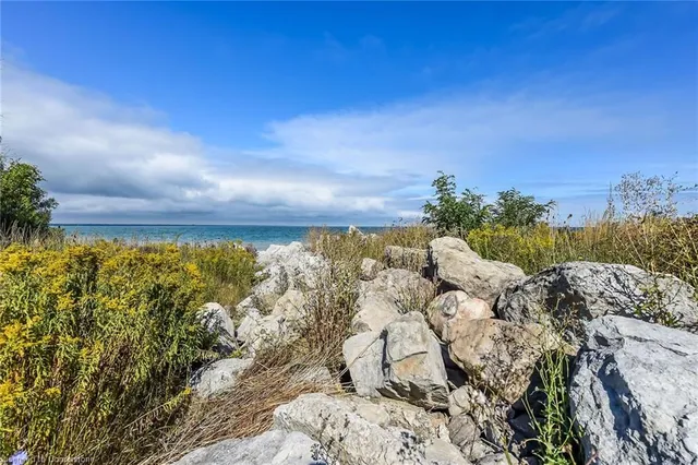 Additional image 36 of 125 Shoreview Pl Unit 114