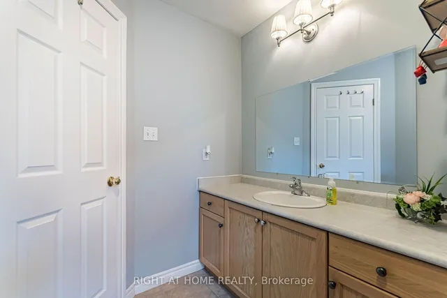 Additional image 30 of 64 Solsbury Cres