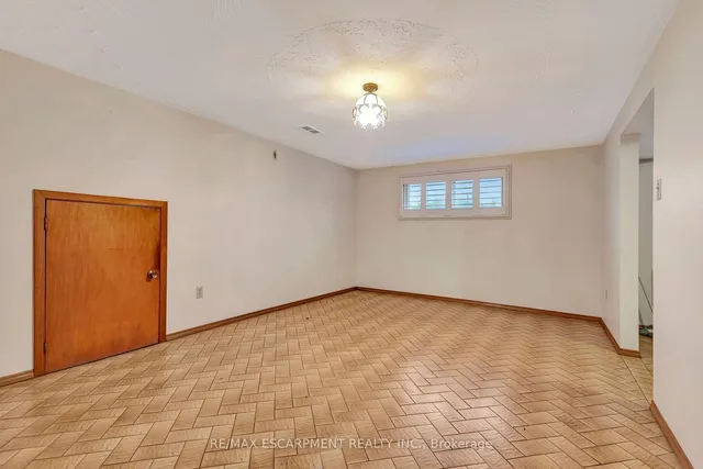 Additional image 19 of 11 Marcella Cres