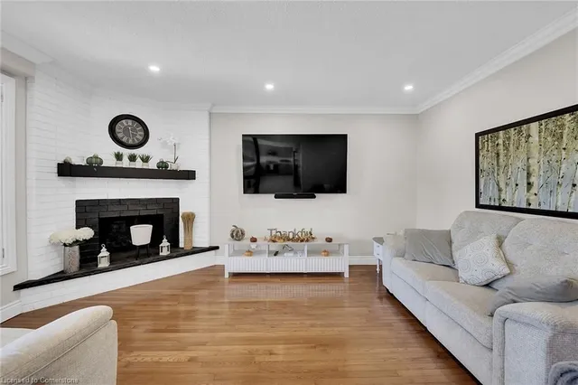 Additional image 18 of 10 Vega Cres