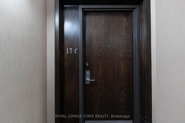 Additional image 29 of 67 Caroline St Unit 1703