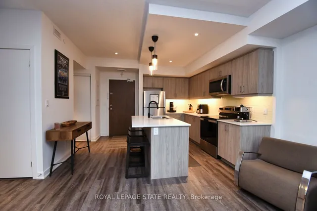 Additional image 17 of 16 Markle Cres Unit 315