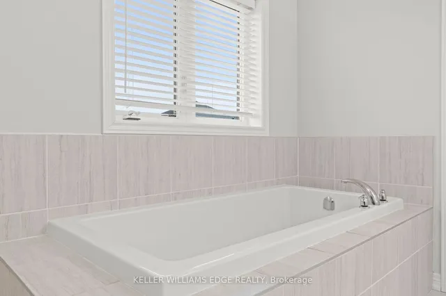 Additional image 14 of 51 Starfire Cres