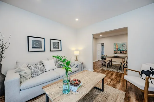 Additional image 13 of 63 Beechwood Ave