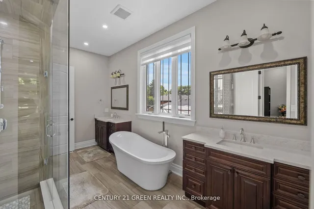 Additional image 23 of 679 Hiawatha Blvd