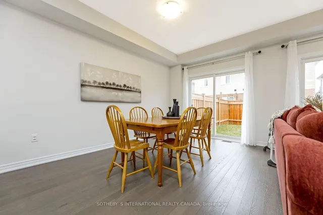 Additional image 10 of 84 Bobolink Rd