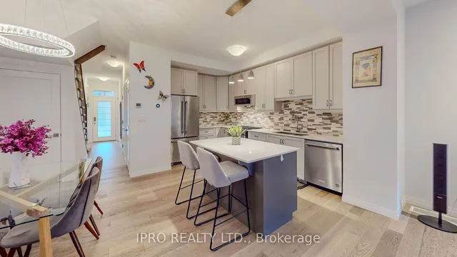 Additional image 14 of 30 Times Square Blvd Unit 49