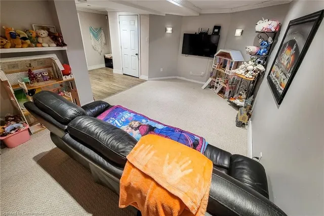 Additional image 35 of 20 Pentland Rd