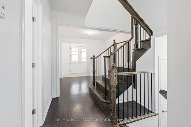 Additional image 4 of 12 Heming Tr