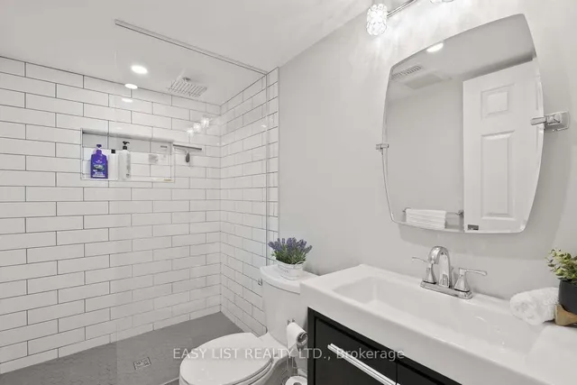 Additional image 30 of 4 Thornbury Crt