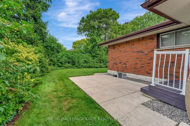 Additional image 28 of 56 Skyland Dr