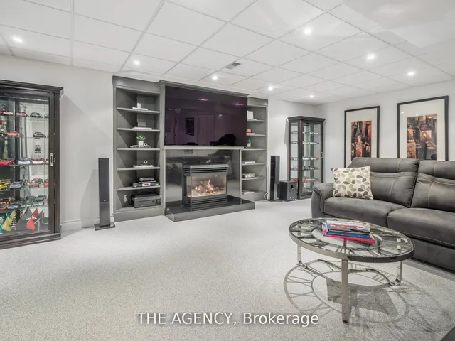 Additional image 27 of 212 Lakeside Ave