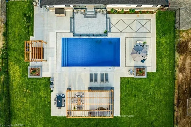 Additional image 29 of 37 Eleventh Rd