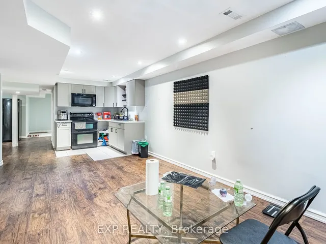 Additional image 30 of 1051 McClenahan Cres