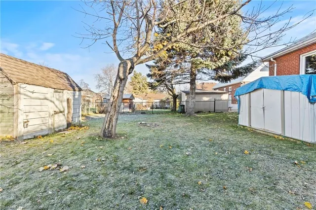 Additional image 30 of 50 West 4th St