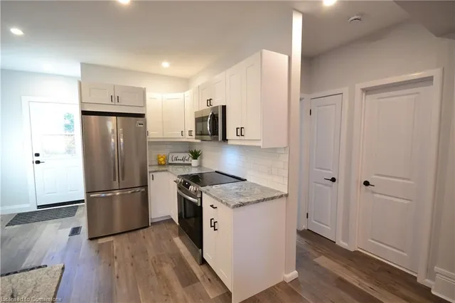 Additional image 15 of 66 Dundurn St