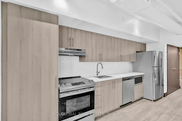 Additional image 13 of 121 King St Unit 404