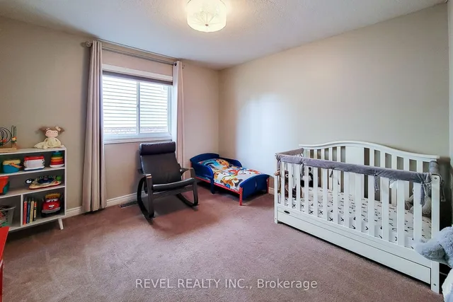 Additional image 21 of 2 Hampshire Pl