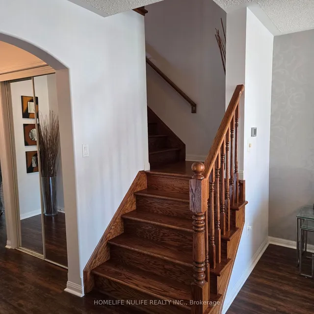 Additional image 11 of 1062 Clark Blvd