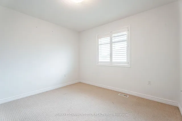 Additional image 27 of 71 Chamomile Dr