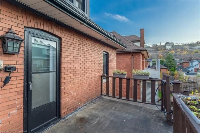 Additional image 36 of 86 Eastbourne Ave